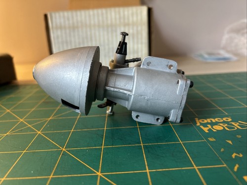 Fox Delux 40 BBRC Motor mit Schalldämpfer - Bild 11 von 15
