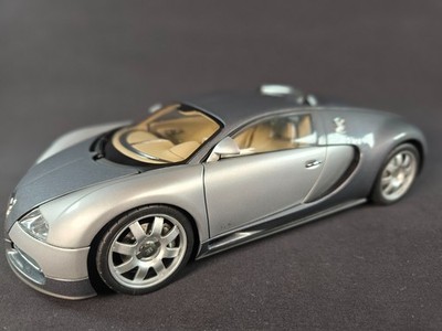 Autoart Bugatti EB 16.4 Veyron Grey / Grey 1:18 Scale Inv. #7329