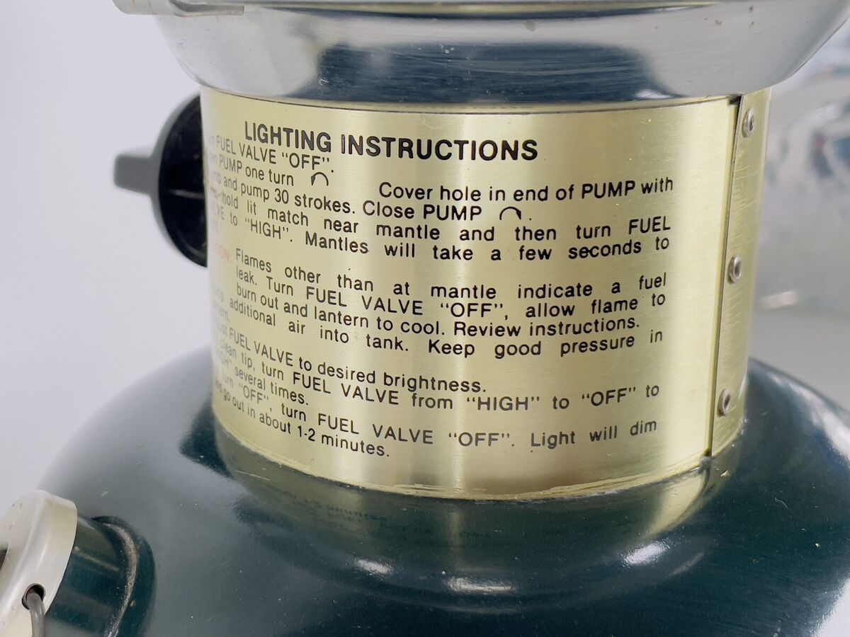 Vintage Coleman Model 290 CLX adustable Camping Lantern with Vintage Coleman Model 290 CLX adustable Camping Lantern with