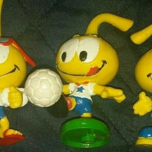 Vintage THE SNORKS Allstar Seaworthy Soccer Boy with Blue Star on Shirt Figurine