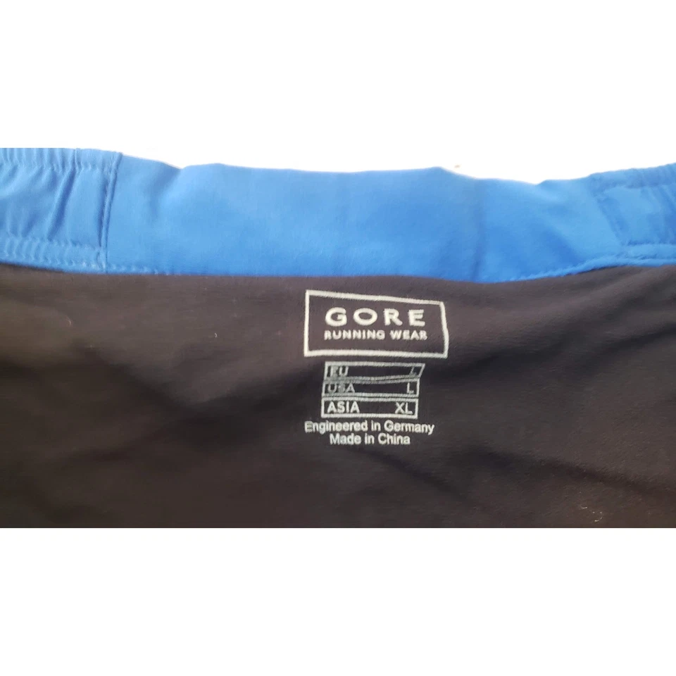 Gore Bike Wear Womens Largie Running Shorts  - Image 3 of 4