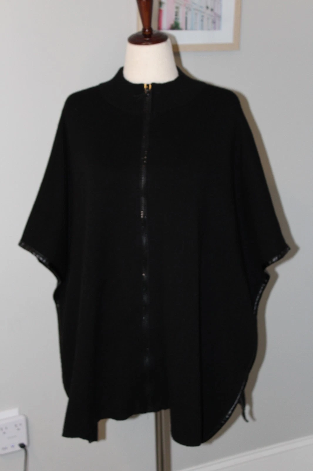 Chico’s Black Zip Poncho L/XL Faux Leather Trim Embellished Zipper Cape Classy