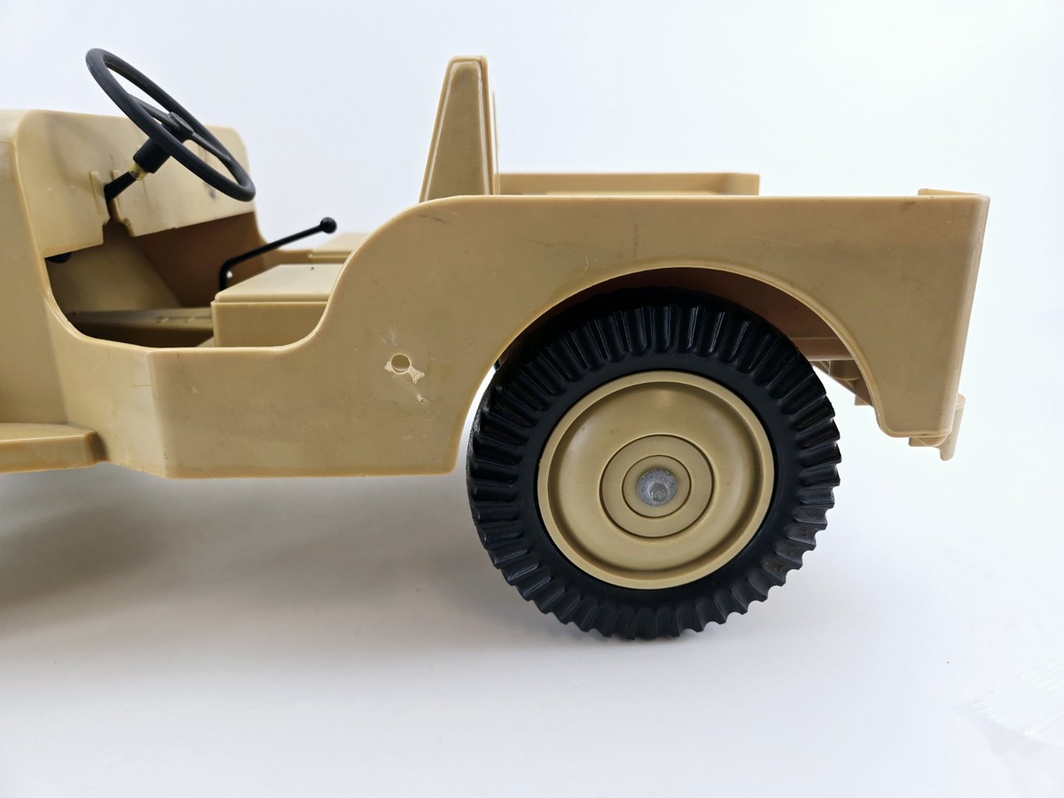1967 Vintage Hasbro G. I. Joe Adventure Team Desert Patrol Tan