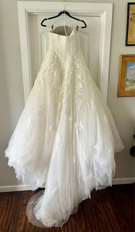 Pronovias Alcanar Wedding Dress - Image 3 of 4