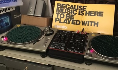 Akai AMX AFX DJ Controllers with 2 Serato Timecode vinyl & Custom Cases QUALITY!