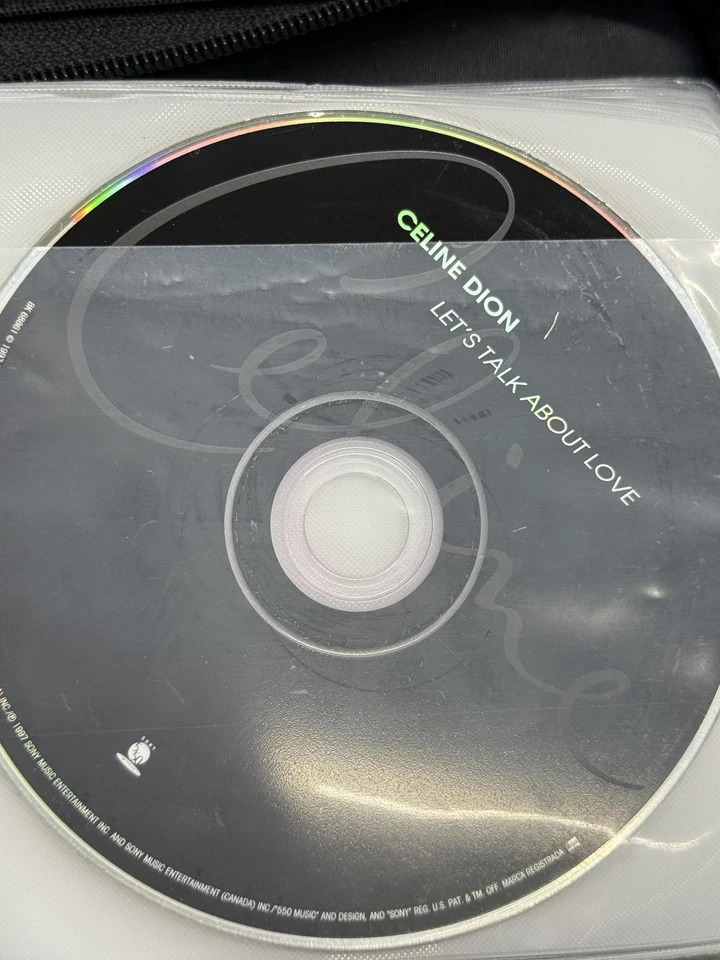 Case Logic CD Wallet with 12 Music CDs Celine Dion Dixie Chicks Alan Jackson Foto 3 de 4