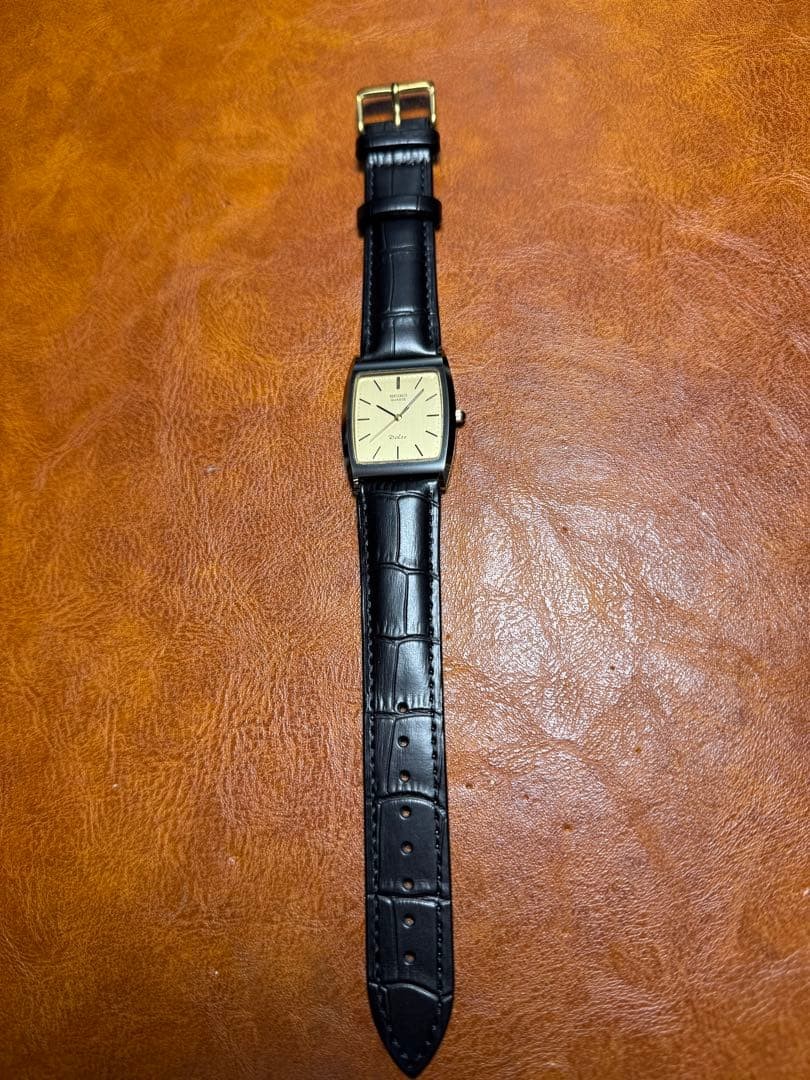 A19 SEIKO DOLCE Rectangular 80's - image 6