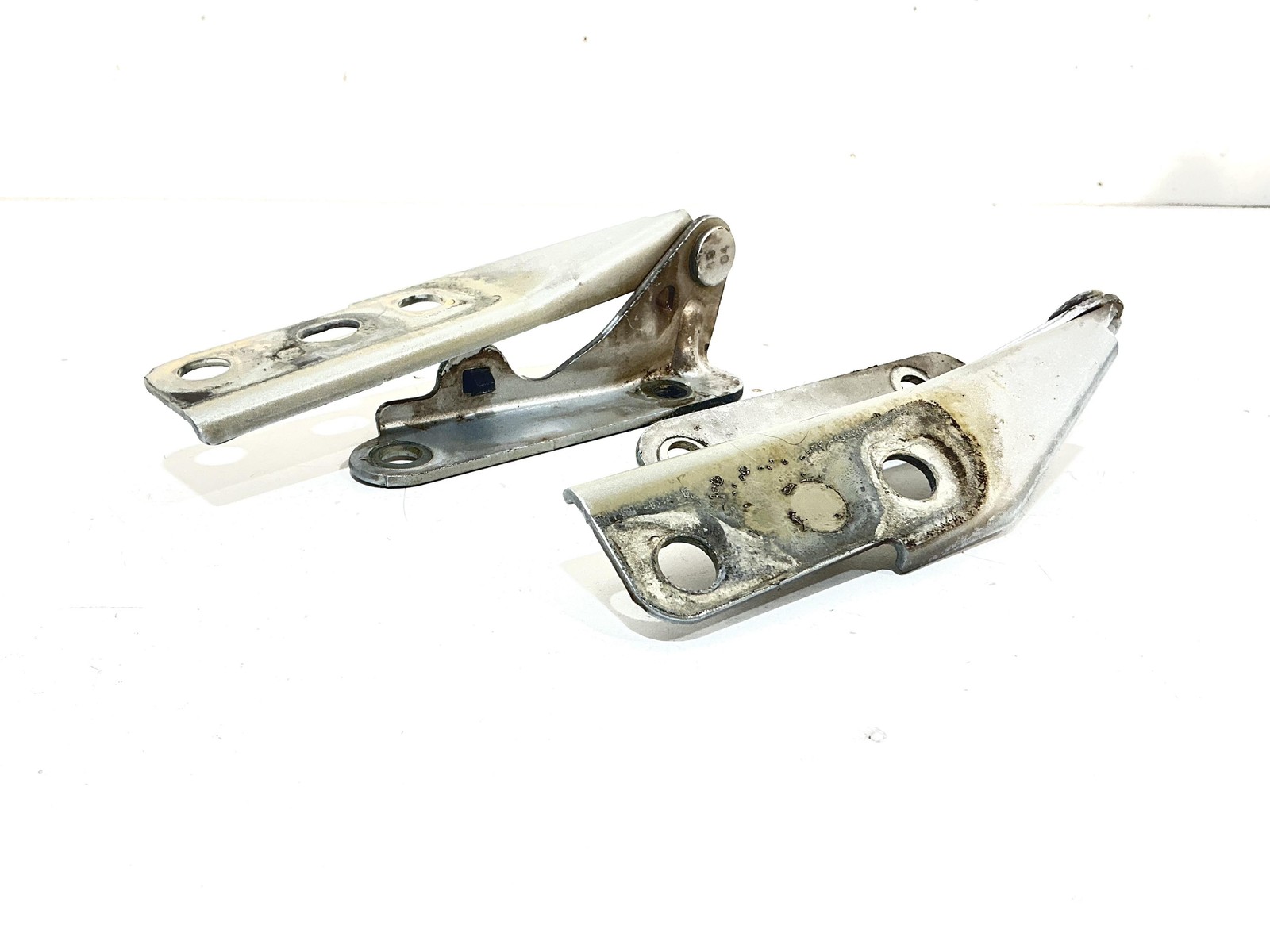 CERNIERE COFANO ANTERIORE DX E SX PER SEAT Cordoba Berlina 4° Serie 6L0823301A