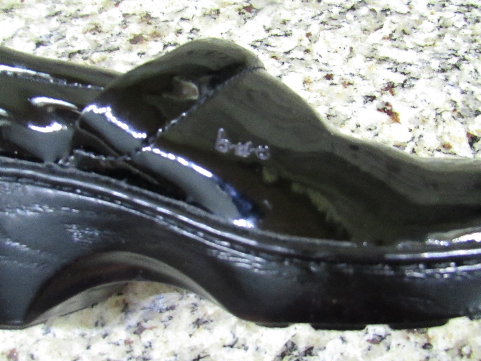 NEW BORN B.O.C PEGGY Schuhe BLACK PATENT SLIP ON CLOG Schuhe PEGGY Damenschuhe 7 BLACK FREE SHIP adcbfa NEW BORN B.O.C PEGGY Schuhe BLACK PATENT SLIP ON CLOG Schuhe PEGGY Damenschuhe 7 BLACK FREE SHIP adcbfa