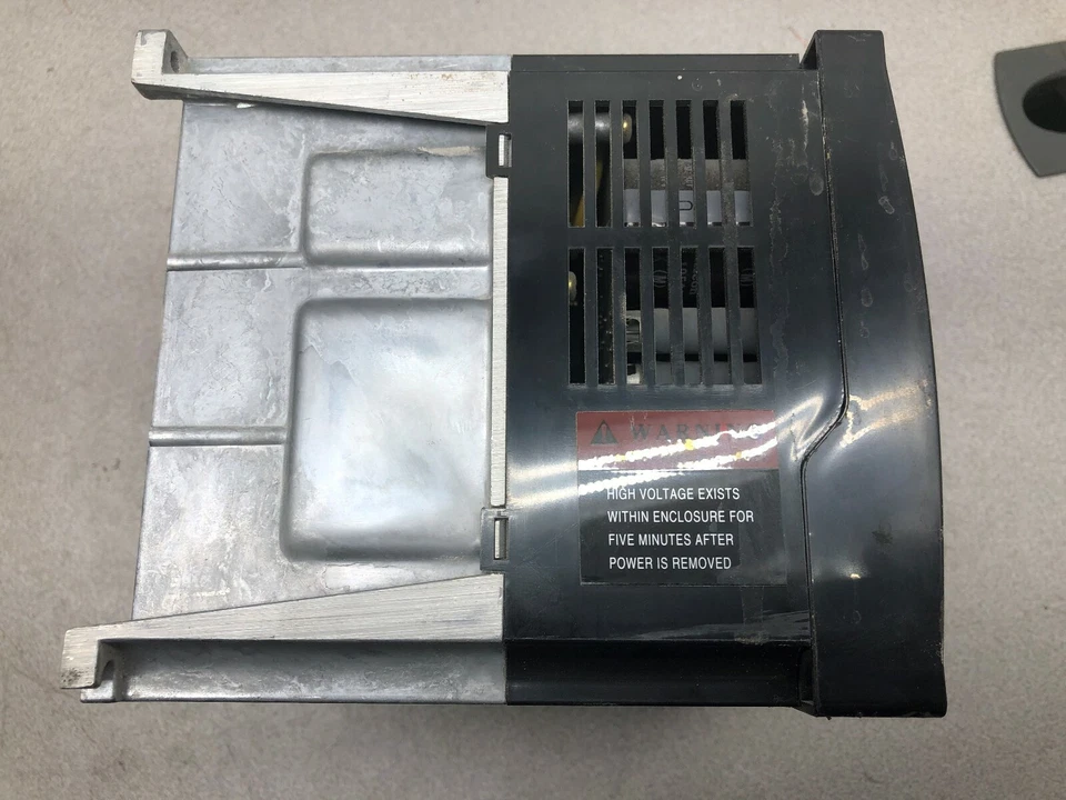 INVERSOR USADO BOSTON GEAR SERIE KST 5 HP 22 AMPERIOS 200-230 VAC 3 PH ACE ACE-KST- Foto 4 de 4