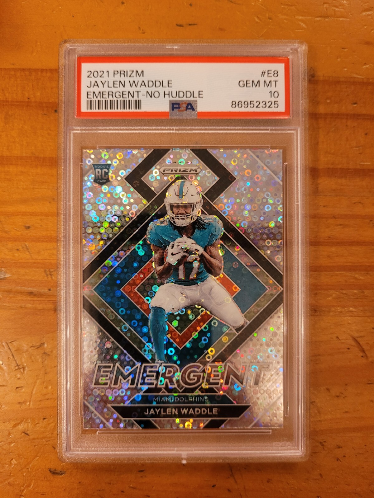 2021 Prizm Emergent No Huddle #E8 Jaylen Waddle Rookie PSA 10 Gem Mint Dolphins