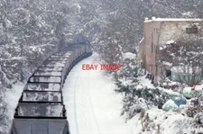 PHOTO  CLASS 56 DIESEL  56080 TRAPPED IN THE SNOW AT STREETLY ON 22/01/88.  HEAV