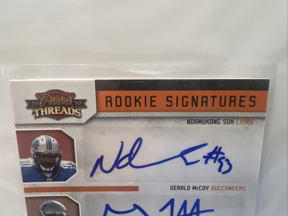 2010 Panini Threads Rookie Signatures SUH, McCoy, Okung, Williams 3/10 - Imagem 2 de 4