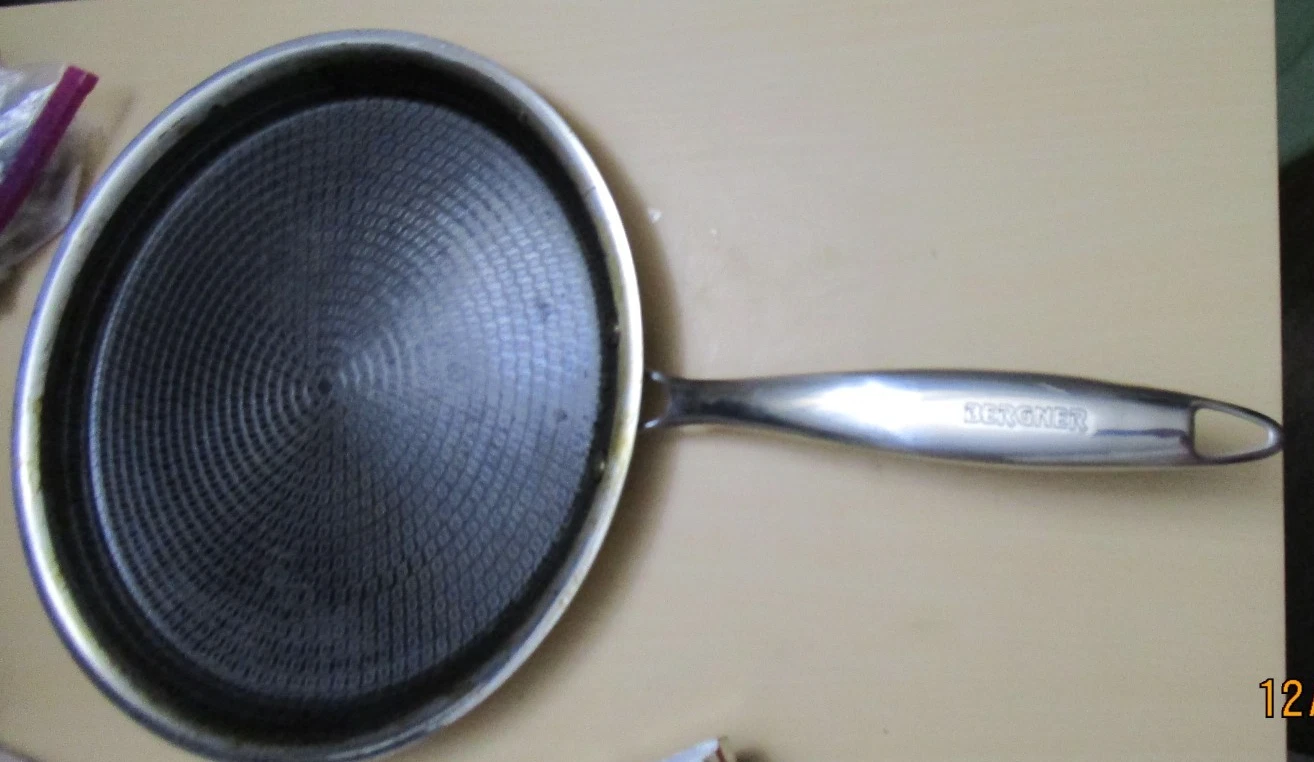 Bergner Tri-Ply Steel Guard Non-Stick Flat Fry Frying Pan Skillet 10" interior