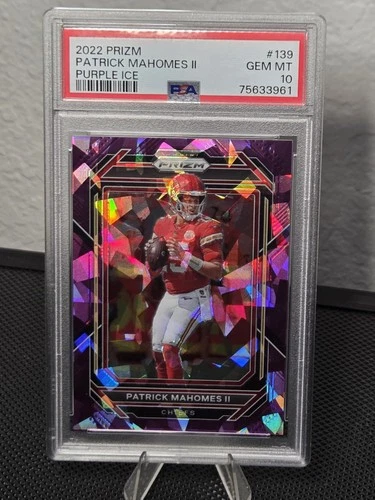 PSA 10 2022 PANINI PRIZM PATRICK MAHOMES PURPLE ICE 118/225 CHIEFS