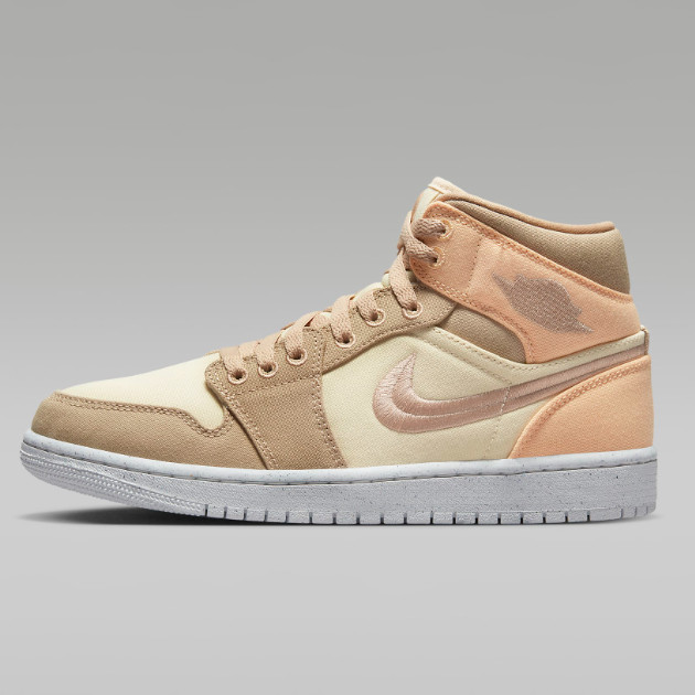 Женские кроссовки Nike Air Jordan 1 Mid SE золотистого цвета (DV0427-102)