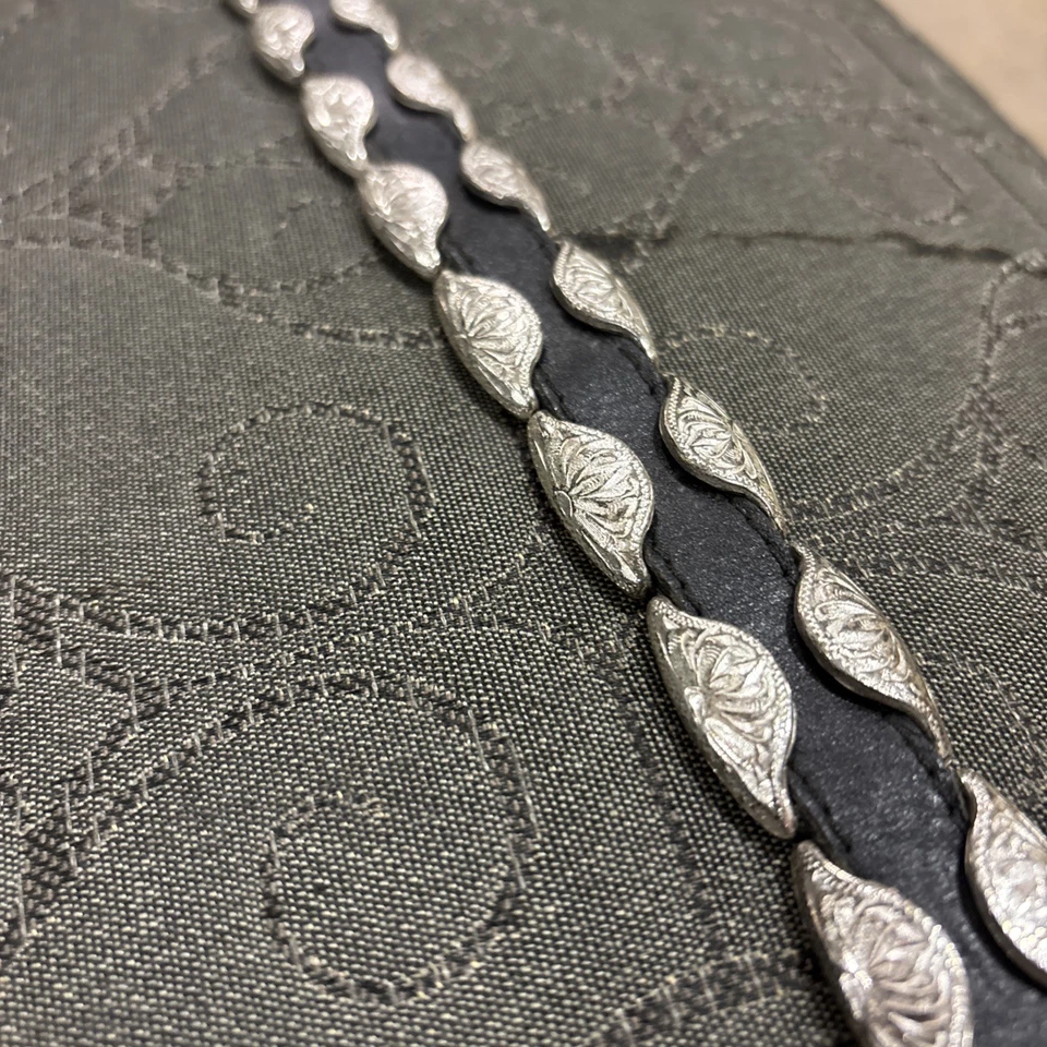 Cinturón concho Justin de colección para mujer talla 28 Foto 2 de 4