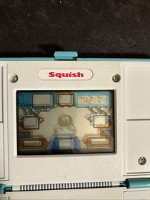 Nintendo Game and Watch Squish MG-61 1986 Working ! One Issue Read Description