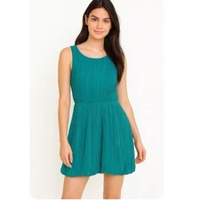 Theory Silk Pleated Green Dress Women’s Size 0 Balloon Hem Prom Party Event