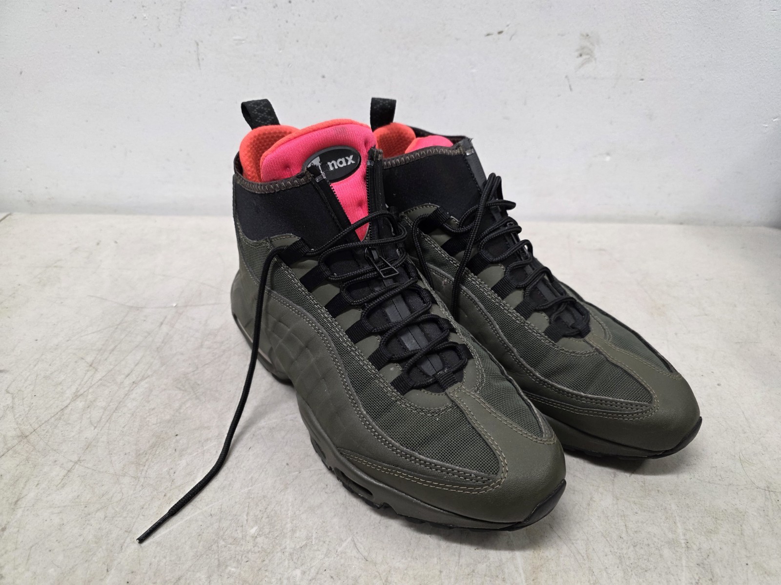 Nike air max 95 sneakerboot khaki size 10.5 806809-300