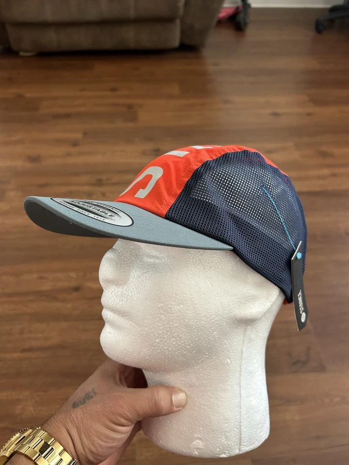 Gorra de running Stance naranja azul tie dye Foto 3 de 4