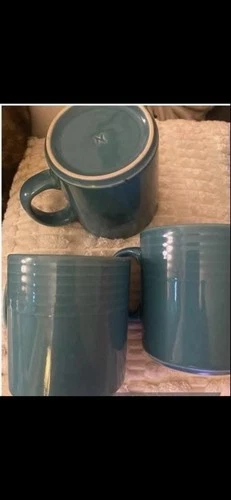 Set Of 3 Fiesta Mug in turquoise.