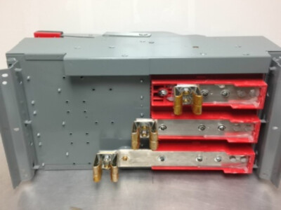 square - DQMB QMB Fusible Power Distribution Panelboards | Schneider