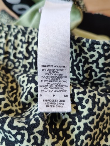Nike Women's Size Small Leggings Black Green Animal Print Cotton Blend - Picture 5 of 6