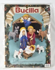 Vtg Bucilla NATIVITY SET Felt Christmas Kit Set of 9 Pc Manger Jesus Angel 82958