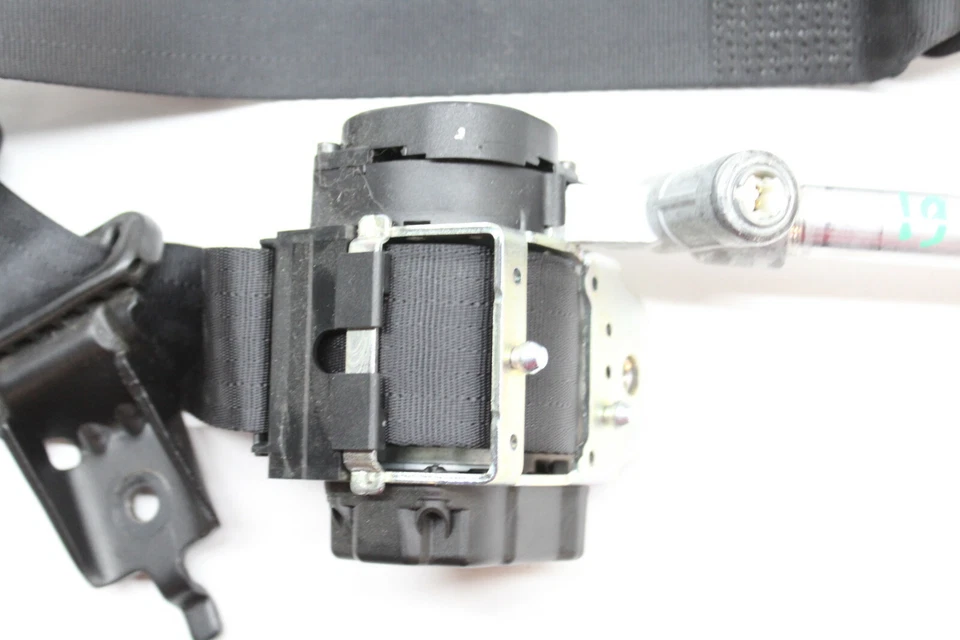 Volvo XC70 2010 retractor de cinturón de seguridad trasero derecho 39859398 OEM 08 09 10 11 12 Foto 3 de 4