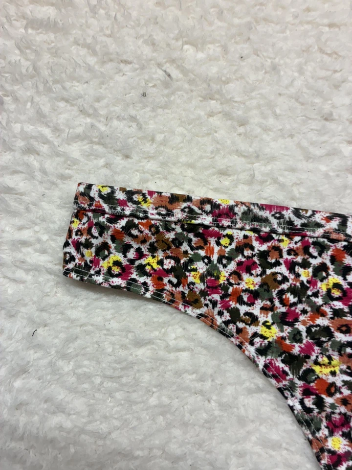 No Boundaries Thong Womens Large Multi Leopard Print Cotton Spandex Underwear - Image 2 of 4