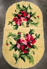 Vintage Completed Latch Hook Rug Wall Hanging Floral MCM 46" Oval