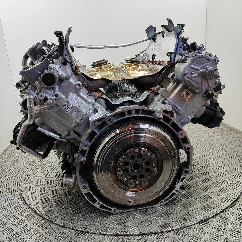 MERCEDES-BENZ AMG GT C190 Bare Engine 178.980 4.0 Petrol 340kw 2016 31458186 - Image 4 of 4