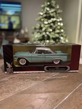 Road Signature 1961 Desoto Adventurer | Green 1:18 | Free Shipping!!