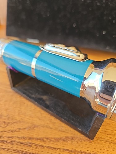 Vintage NOS "Satellite" by: BURGESS Flashlight 2C Cell - 第 6/24 張圖片