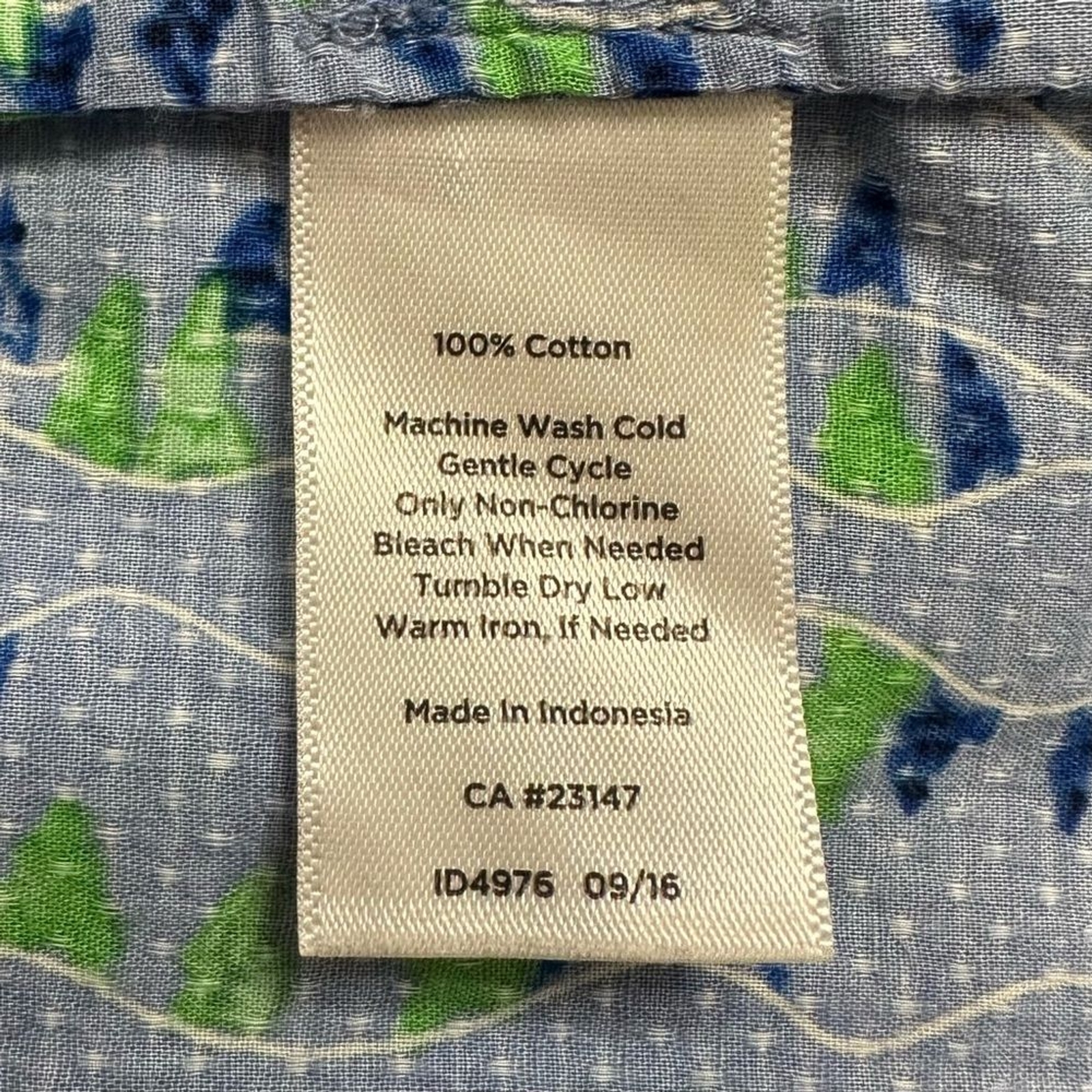 Talbots Periwinkle Blue Green Pattern Quarter Fro… - image 10