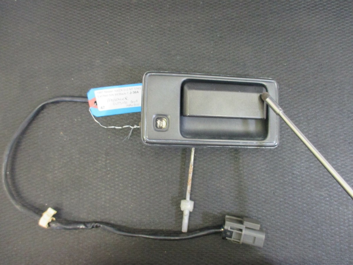 はんん出品 Tele 1987 Nissan 300ZX Passenger Right Outside Door Handle + Wires