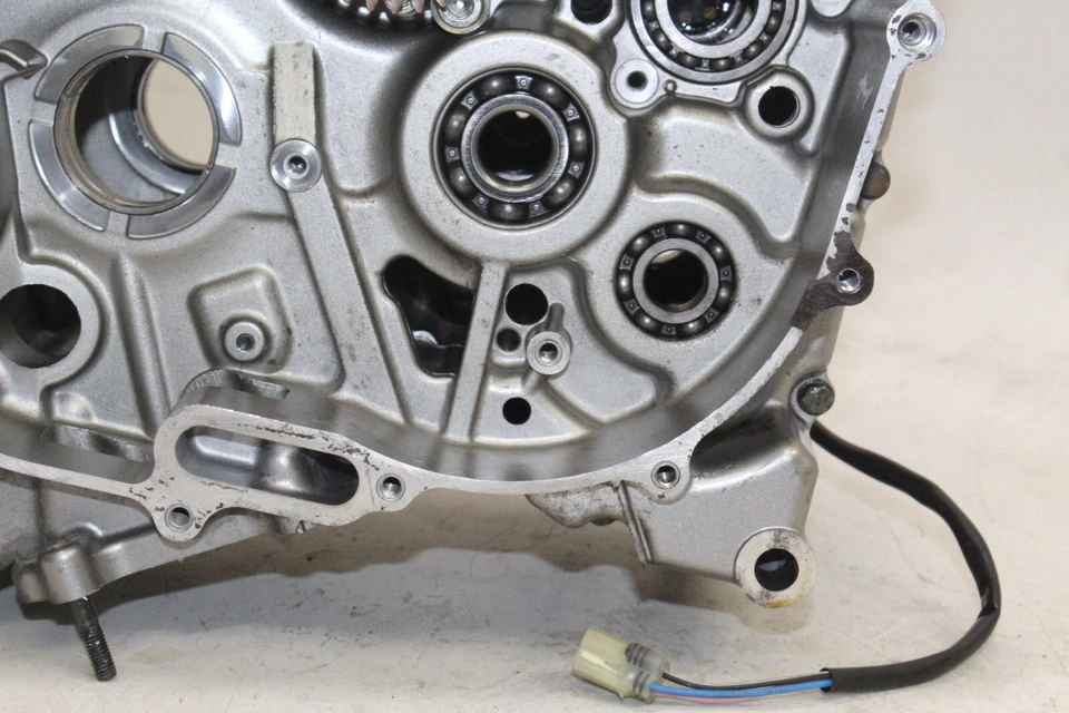 2007 SUZUKI SV650S OEM ENGINE MOTOR CRANKCASE CRANK CASES BLOCK - Image 3 of 4