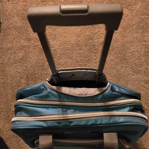 Delsey Overnight Travel Bag Handle Wheels Ice Blue Rolling Luggage Rare. - Picture 14 of 23