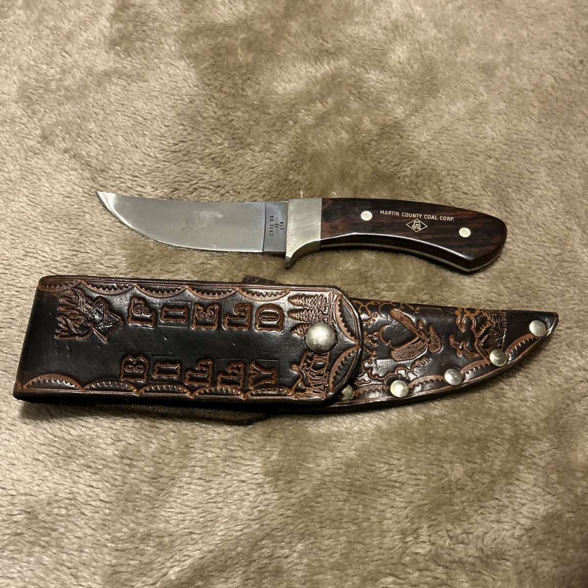 1984 CASE KIOWA KNIFE #R703 SSP Engrave Sheath Martin County Coal