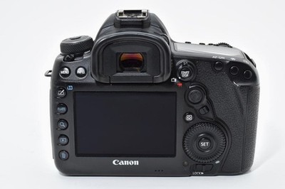 Canon EOS 5D Mark IV Camera with EF 75-300mm Lens and Bag