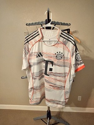 Adidas 2025/26 Away Bayern Munich Player Issue Jersey Men s XL New w/o Tags