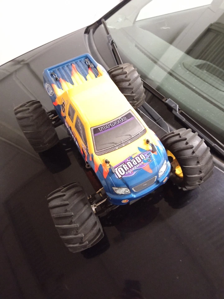 Rc Tornado 1/8 A Scoppio - Immagine 2 di 4