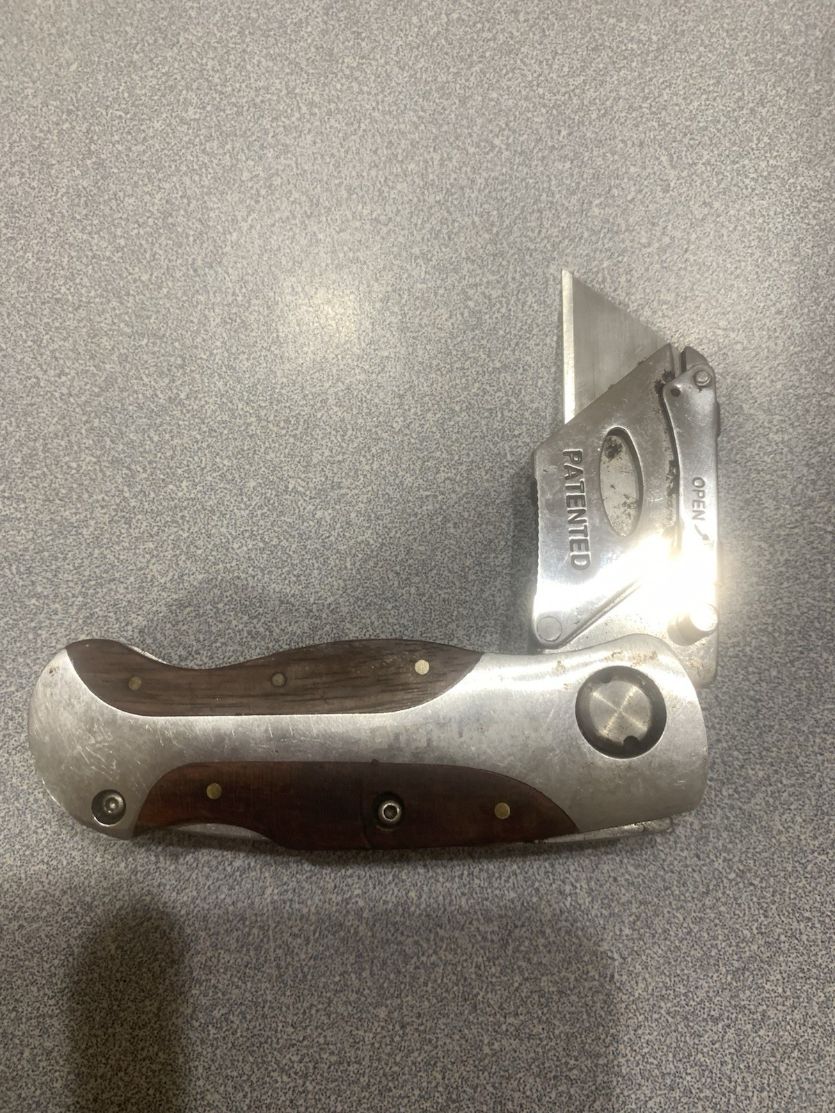 Patented Replaceable Locking Blade Vintage
