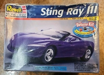 Revell Monogram Sting Ray III Deluxe Model Car Kit - New Sealed Skill Level 2