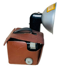 Vintage Kodak Brownie Hawkeye Flash Camera With Case - Untested