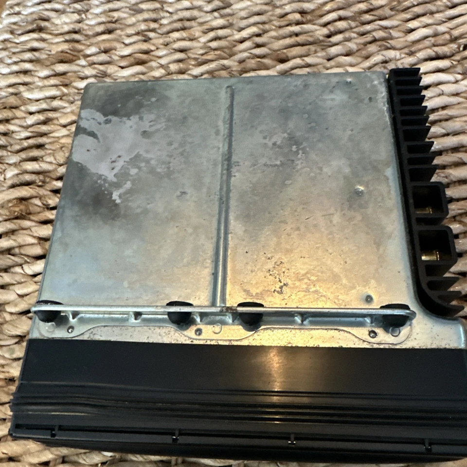 Reproductor de CD estéreo radio Harmon Kardon Harley Davidson FLH FLT 76160-06 FABRICANTE DE EQUIPOS ORIGINALES Foto 4 de 4