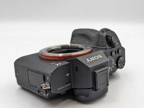 Sony Alpha a7 II 24.3MP Mirrorless Digital Camera Body ILCE7M2/B y175 - Picture 13 of 18