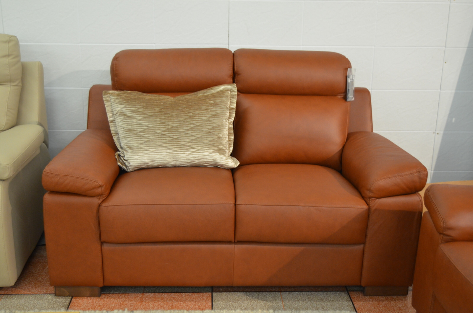 Thick Italian Leather Settees 2 + 3 Seater Sofas Made in Italy