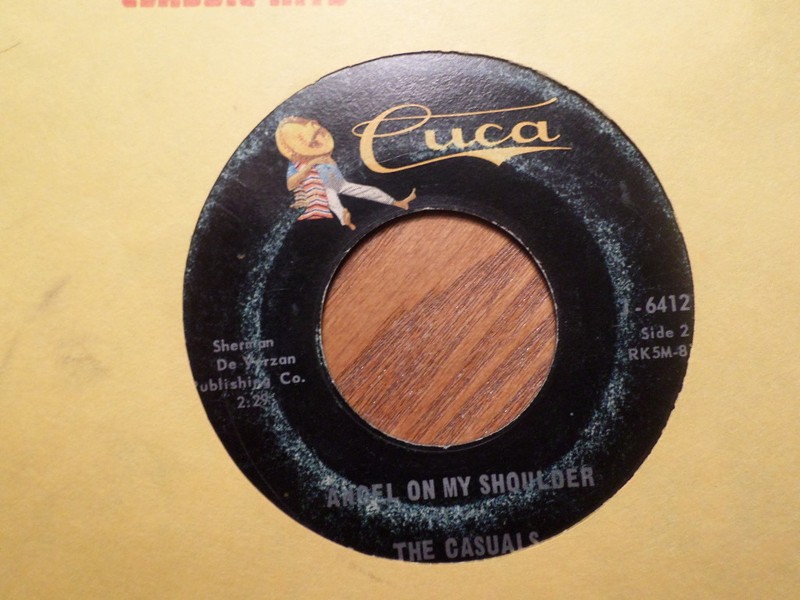 CUCA 45 RECORD 64121/CASUALS/ANGEL ON MY SHOULDER/COME ON/ VG MINUS